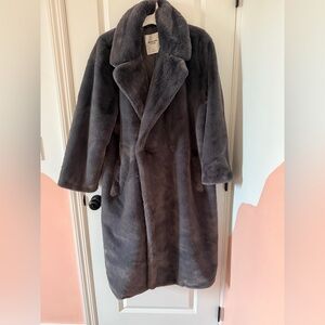 Gray faux fur coat - NWT - XL - Abercrombie & Fitch